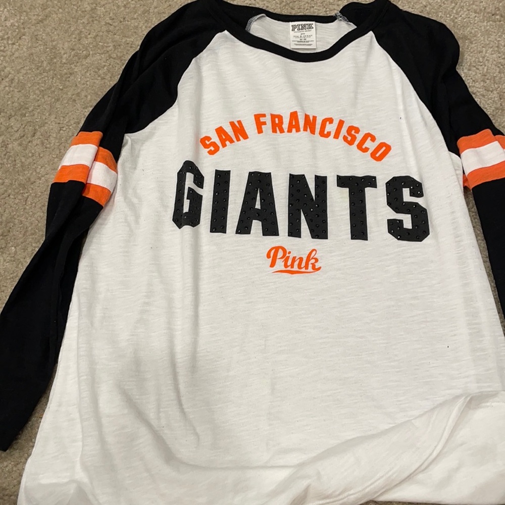MLB Giants quarter t-shirt.Pink-Victoria's Secret